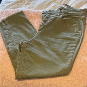 LOFT Skinny Jeans in Olive Green